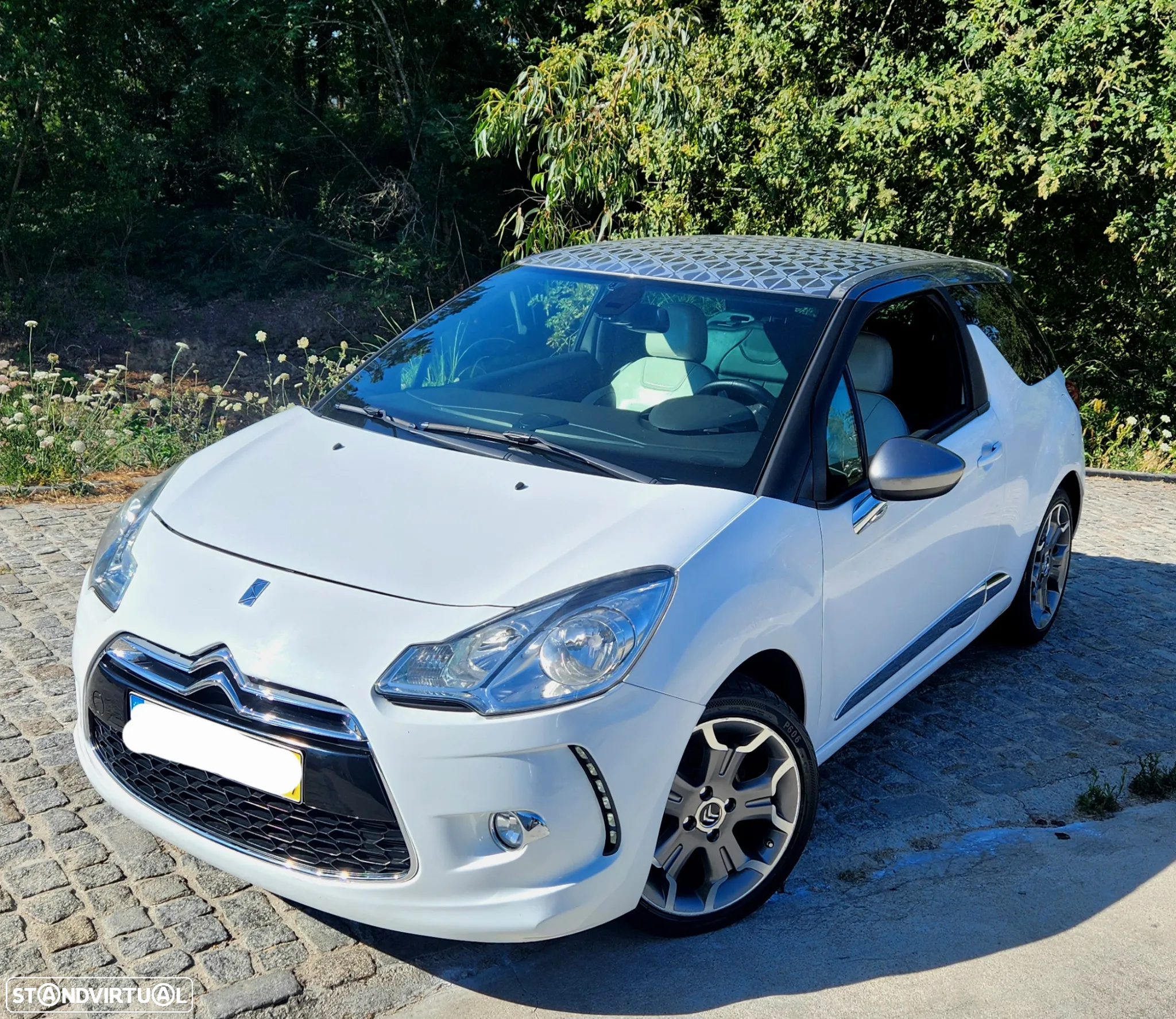 Citroën DS3 1.6 e-HDi Airdream Sport Chic - 3