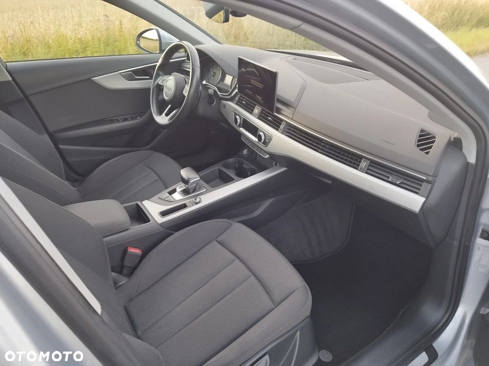 Audi A4 Avant 40 TDI Sport S tronic - 13