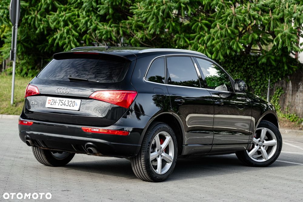 Audi Q5 3.2 FSI Quattro S tronic - 10