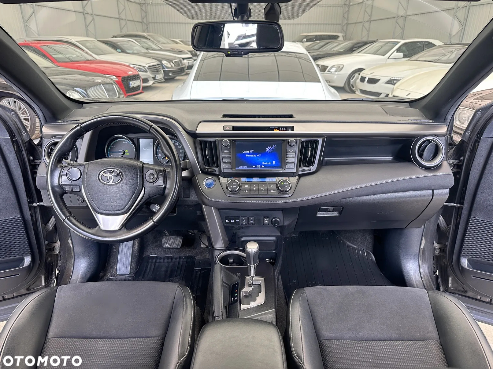 Toyota RAV4 Hybrid Premium 4x2 - 6