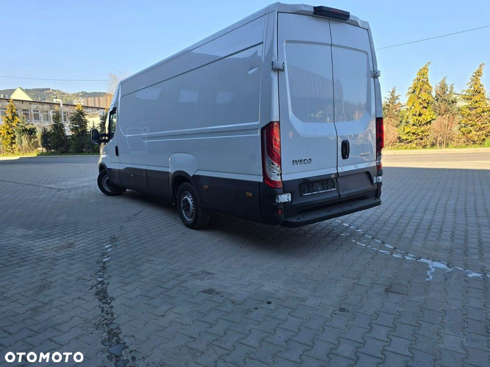 Iveco Daily 35C16 V - 8