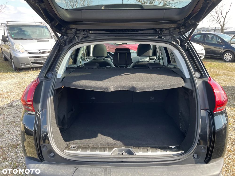 Peugeot 2008 1.6 BlueHDi Allure - 5