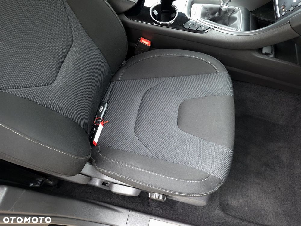 Ford Mondeo 2.0 TDCi Titanium - 10