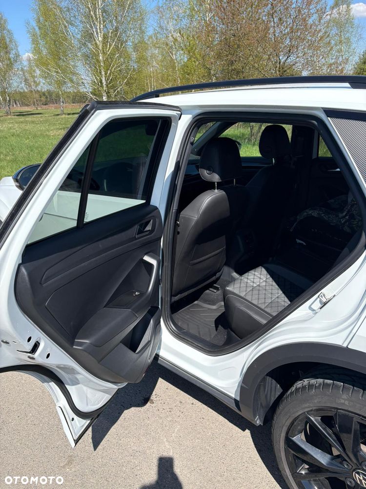 Volkswagen T-Roc 1.5 TSI R-Line DSG - 13