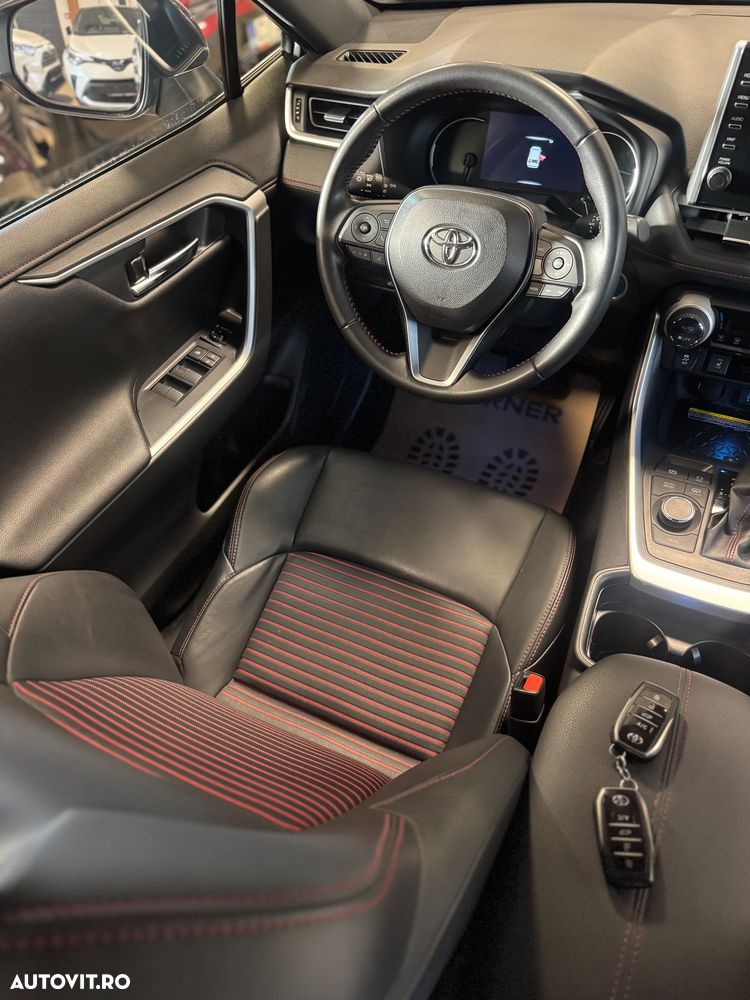 TOYOTA RAV4 2021 — imagine 24