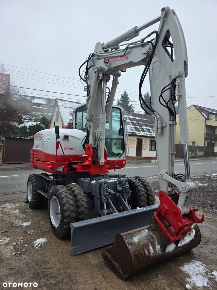 Takeuchi TB 295W Powertilt - 3