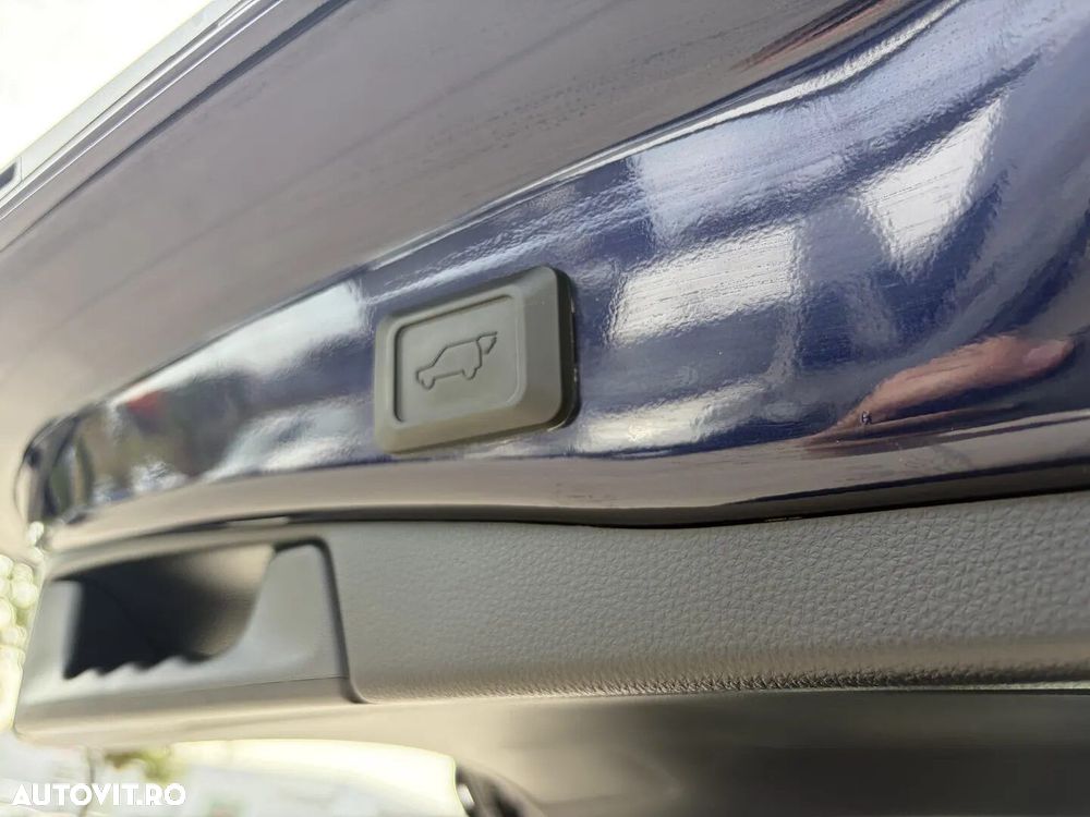 Toyota RAV4 2.5 VVT-iE 4x4 Luxury - 32