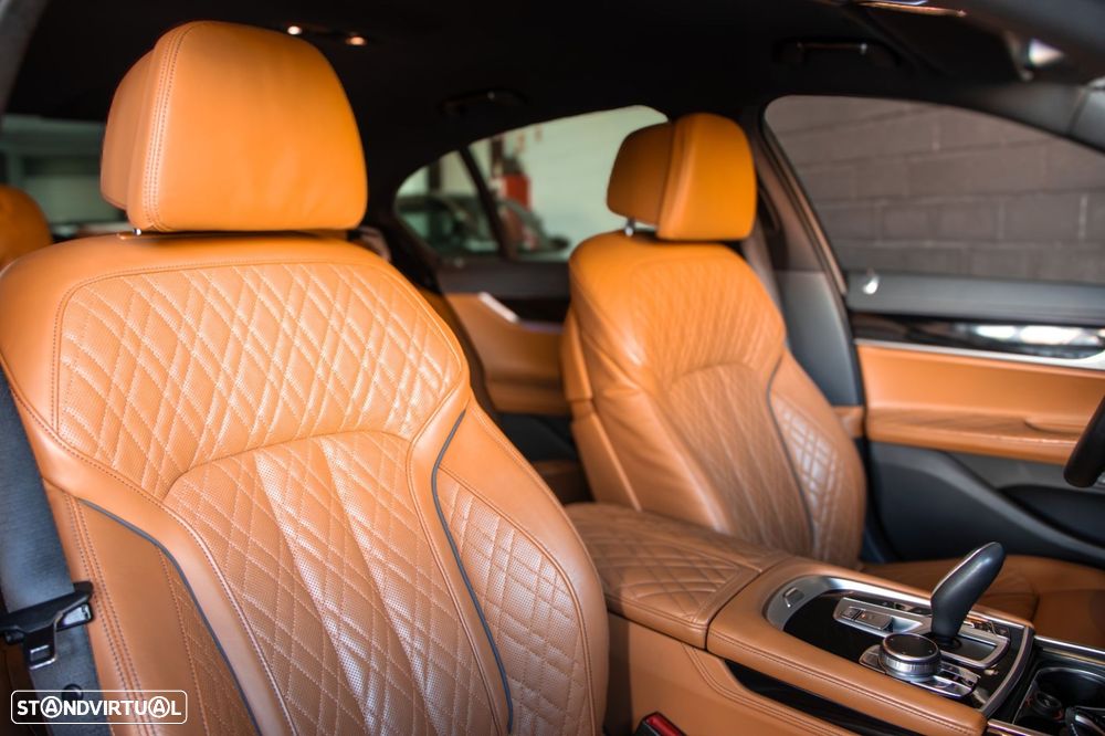 BMW 740 d xDrive Pack M Auto - 8