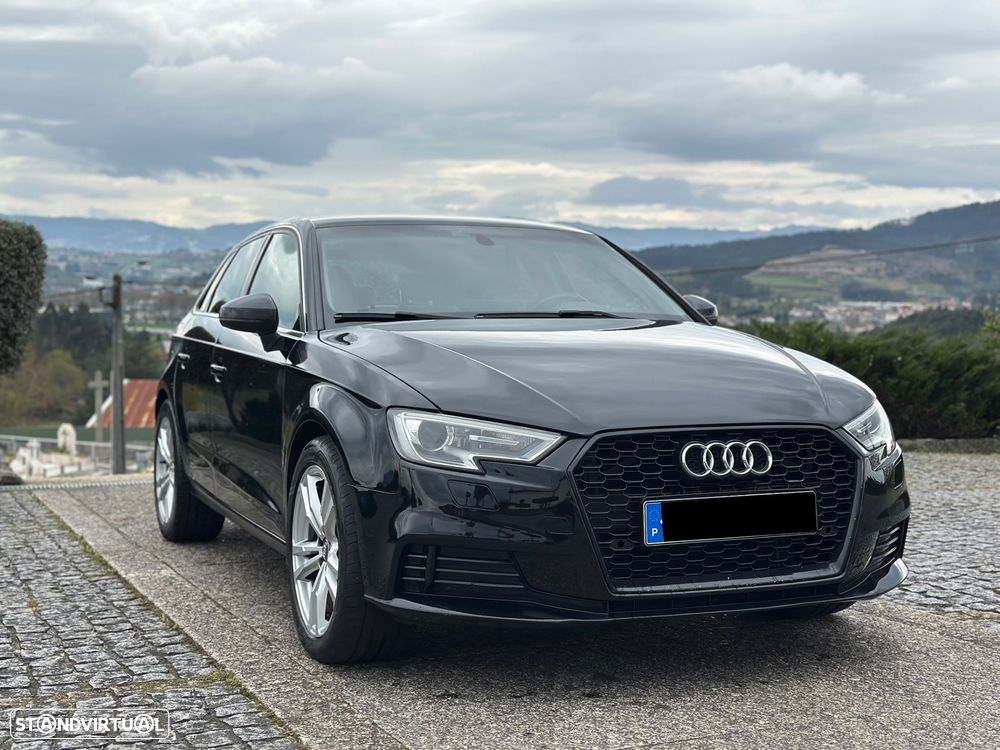 Audi A3 Sportback 1.6 TDI S tronic design - 8