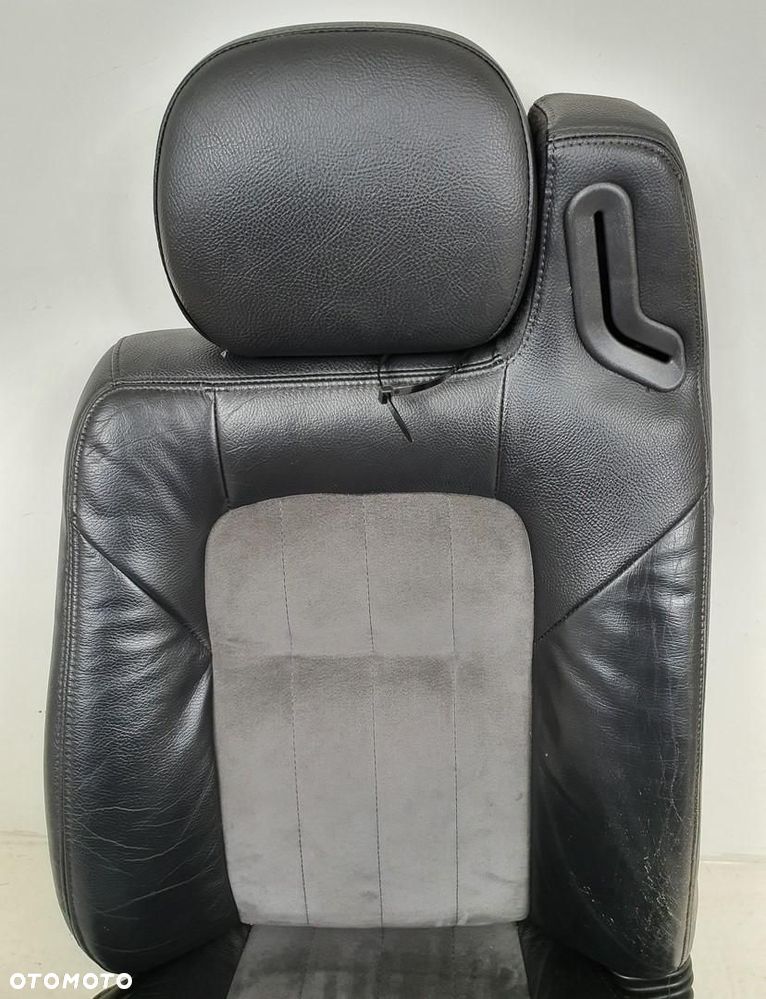 FOTEL KIEROWCY LEWY PRZÓD CHRYSLER SEBRING I EURO - 6