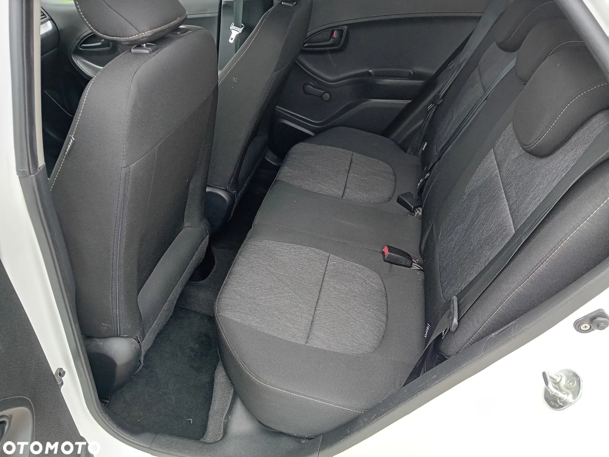 Kia Picanto 1.0 Attract - 9