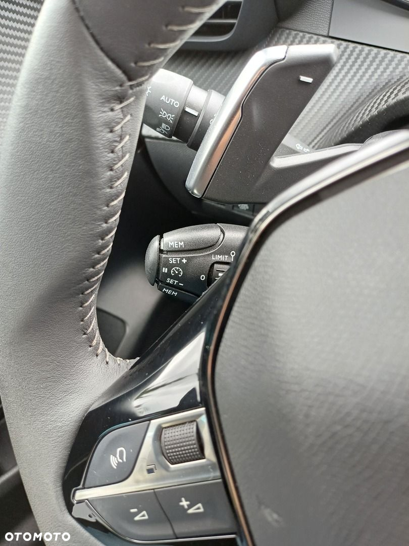 Peugeot 208 1.2 PureTech Allure Pack S&S EAT8 - 24