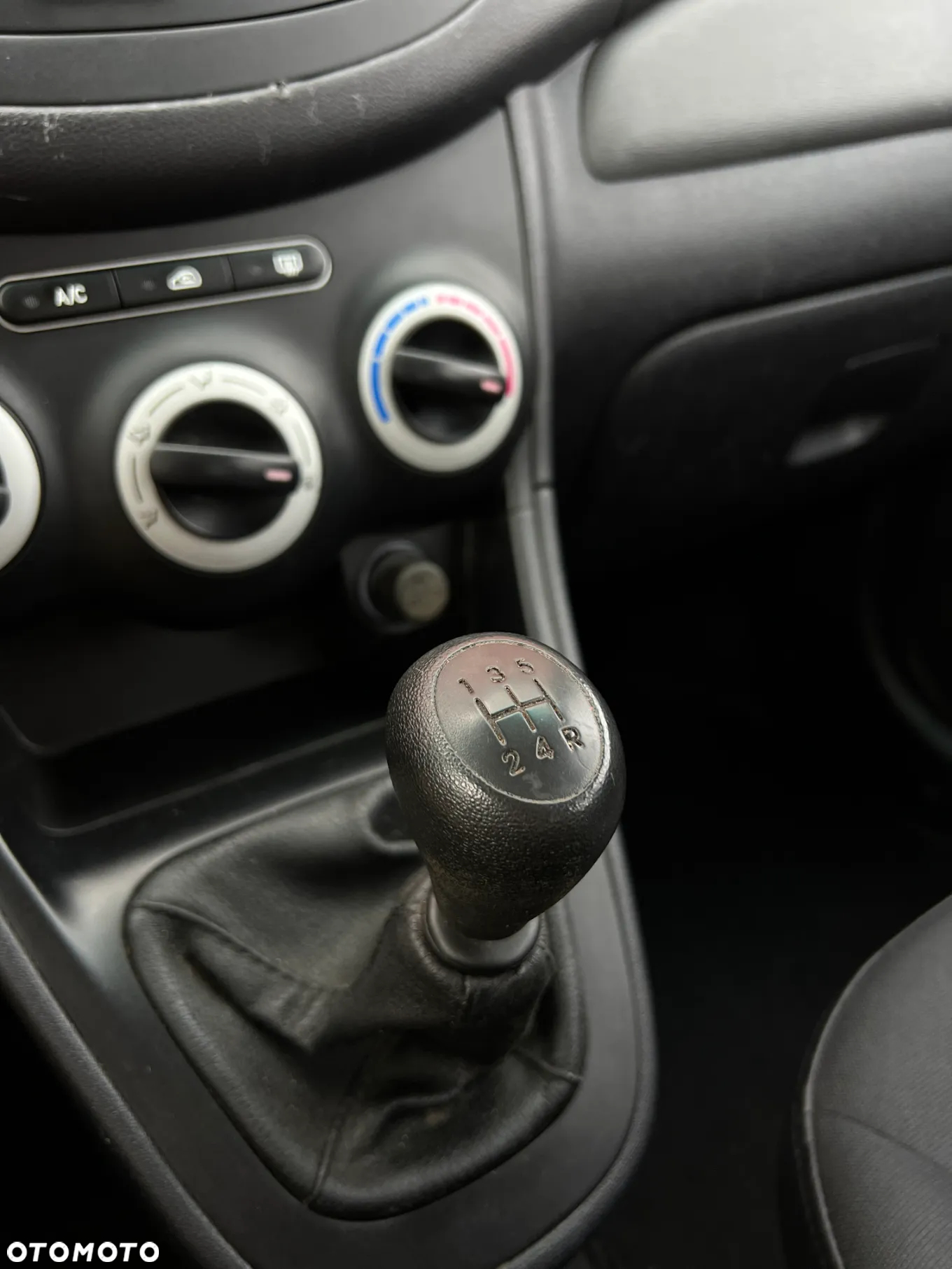 Hyundai i10 - 23