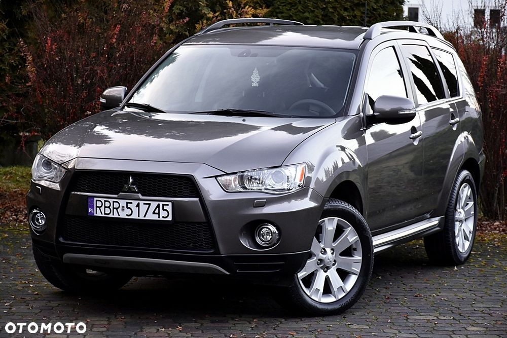 Mitsubishi Outlander 2.2 DI-D ClearTec 2WD Edition - 2