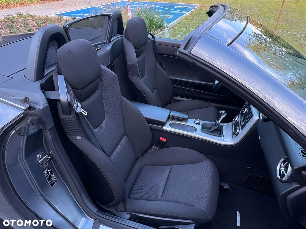 Mercedes-Benz SLC 200 - 16