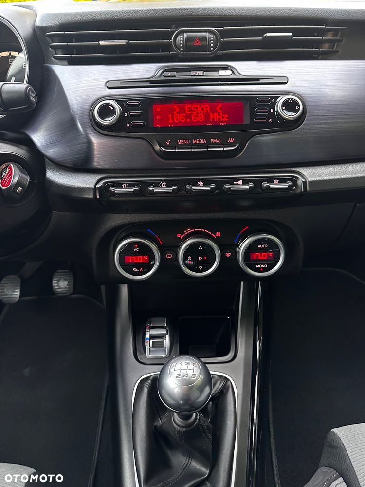 Alfa Romeo Giulietta 1.4 TB 16V Business - 34