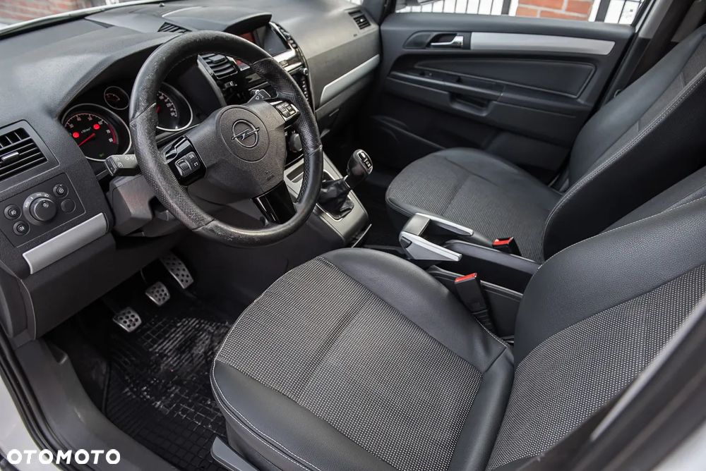 Opel Zafira - 5