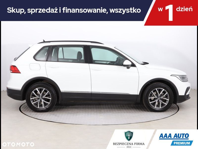 Volkswagen Tiguan - 7