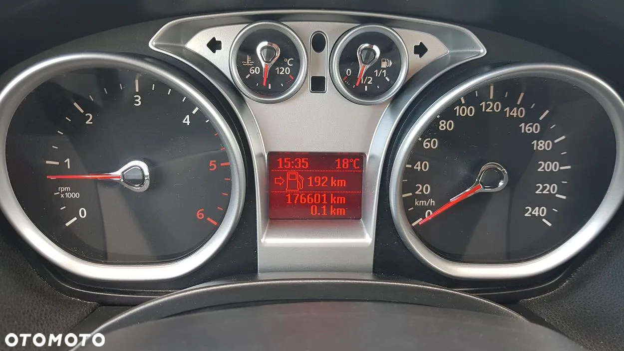 Ford Kuga 2.0 TDCi 4x4 Titanium - 37