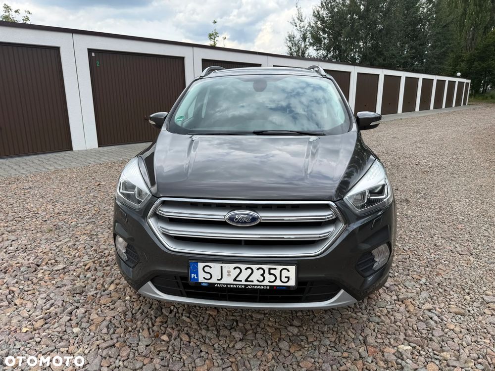 Ford Kuga 1.5 EcoBoost 2x4 Titanium - 3