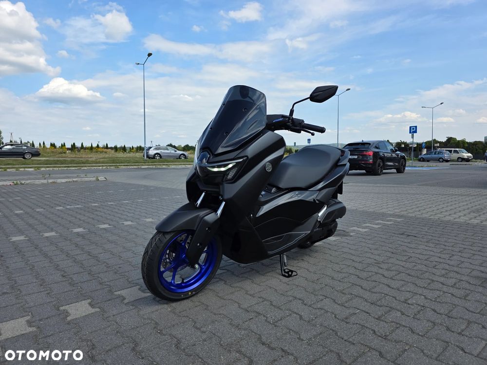 Yamaha NMAX - 1