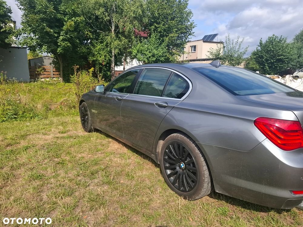 BMW Seria 7 730d Blue Performance - 1