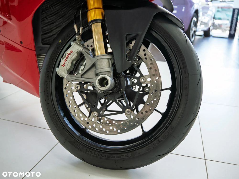 Ducati Panigale V4S - 12
