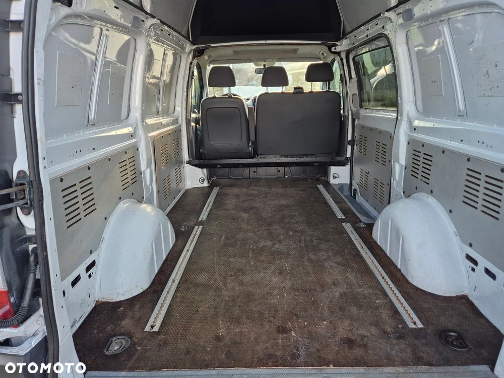 Mercedes-Benz VITO - 10