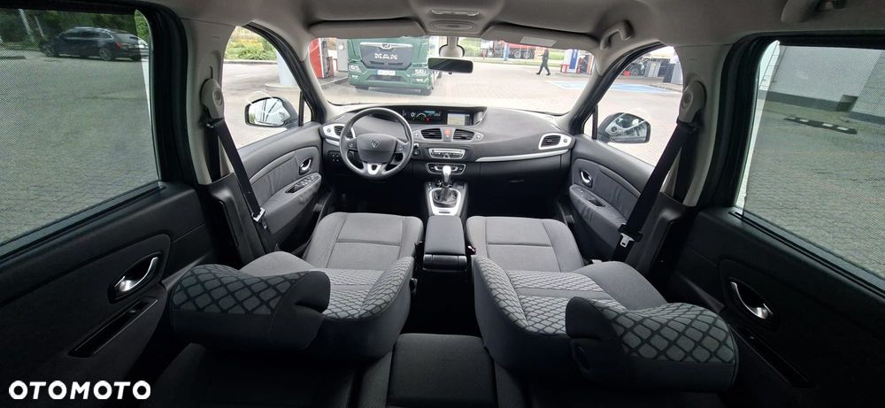 Renault Scenic 2.0 16V Privilege CVT - 9