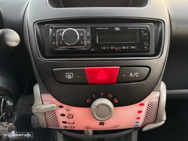 Peugeot 107 1.0 Active - 6