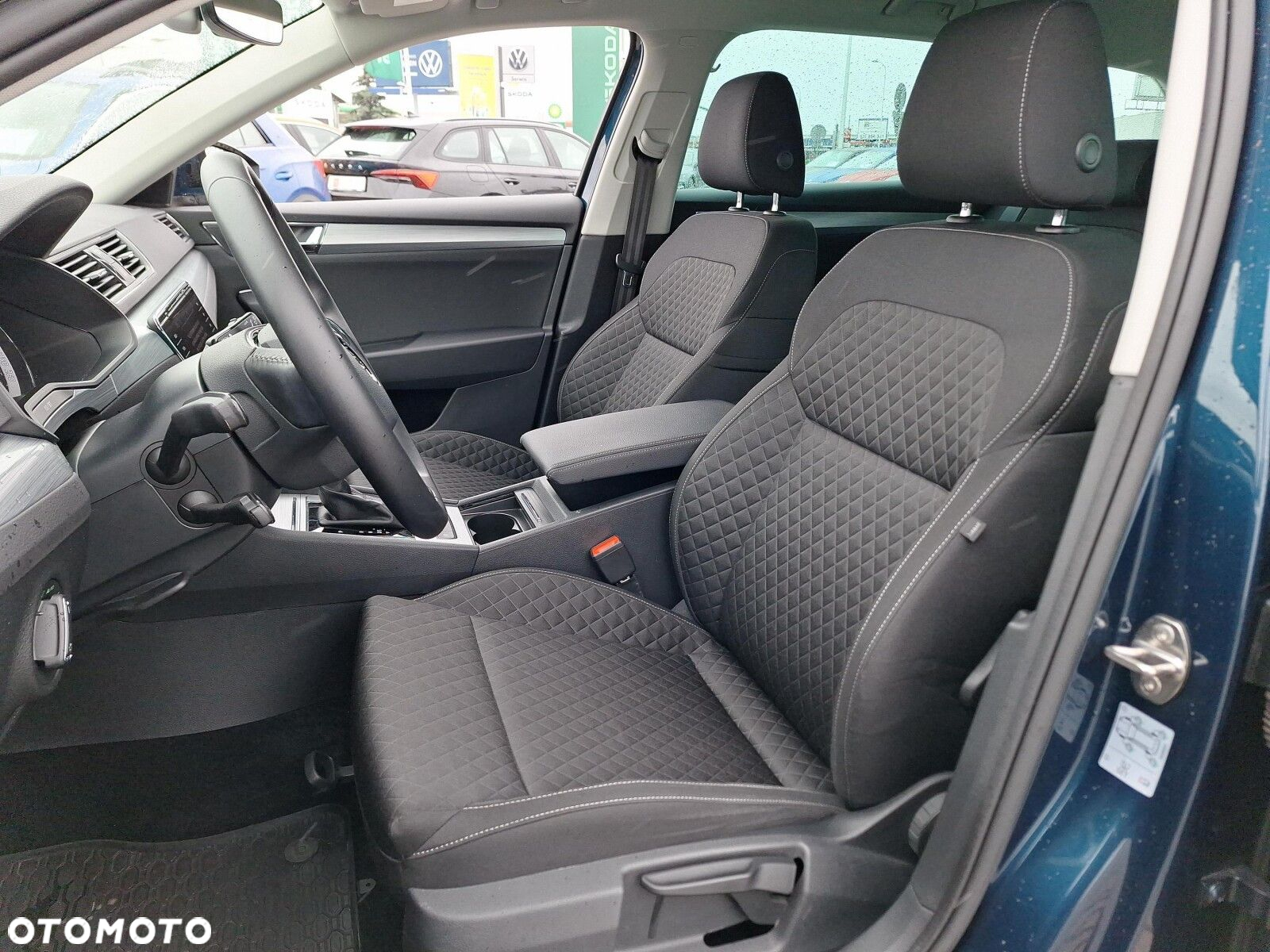 Skoda Superb 2.0 TDI SCR 4x4 Ambition DSG - 9