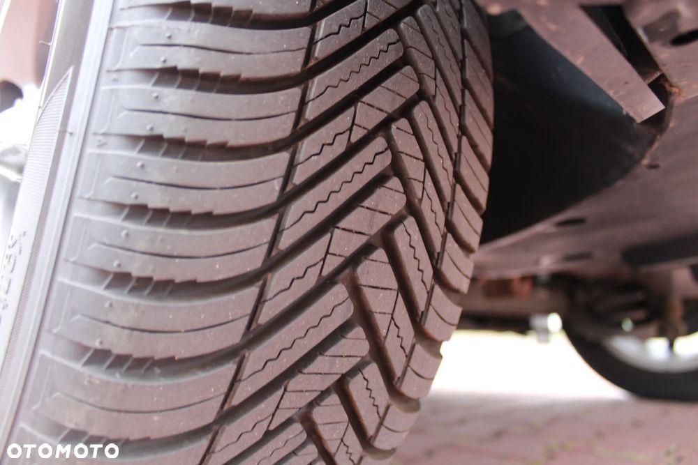 Toyota Verso 1.8 5-Sitzer Life - 18