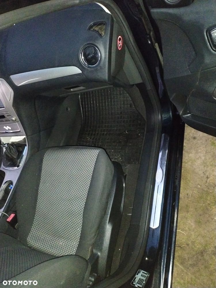 Ford Mondeo - 7