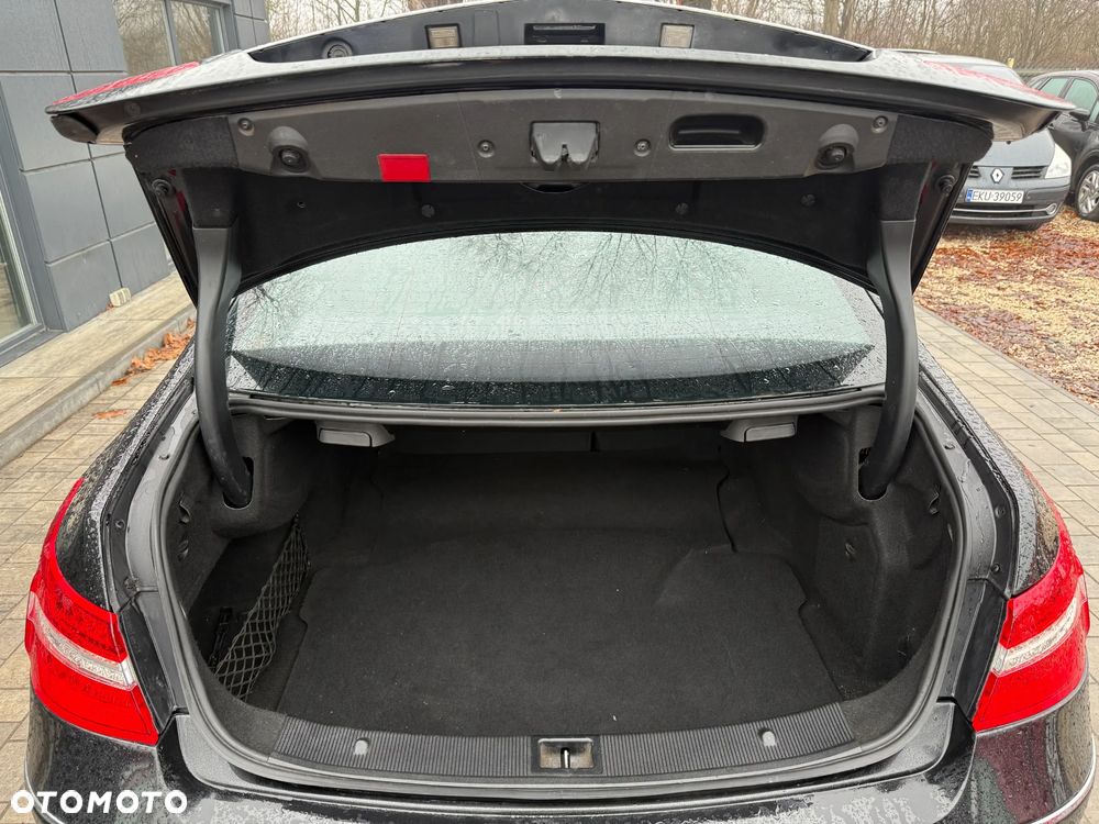 Mercedes-Benz Klasa E - 25