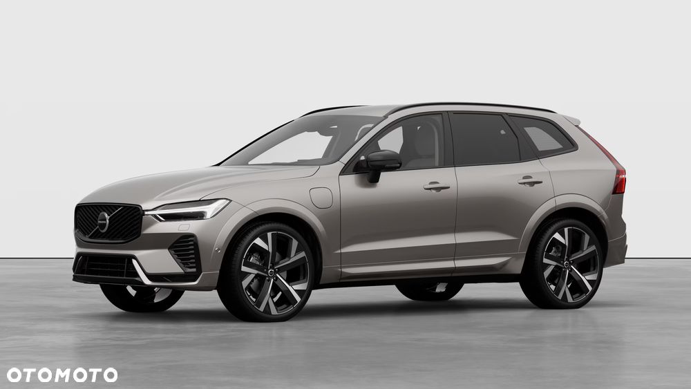 Volvo XC 60 T6 Plug-In Hybrid AWD Ultra Dark - 2