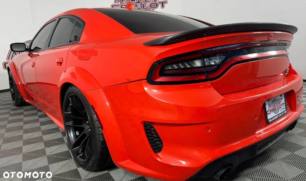 Dodge Charger 6.4 Scat Pack Widebody - 2