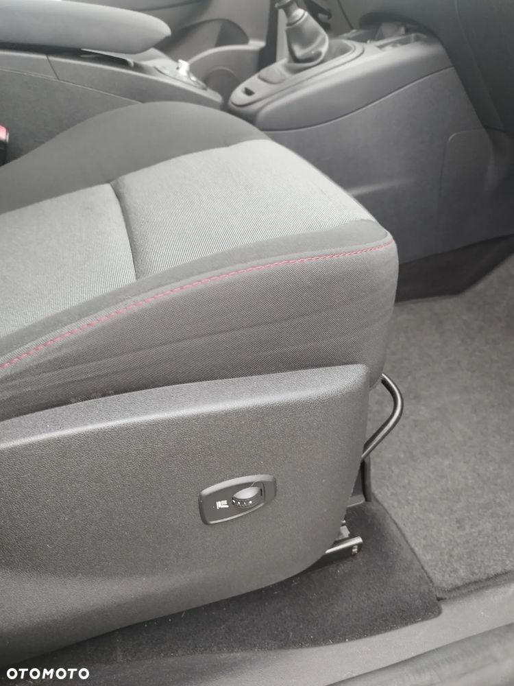 Renault Scenic ENERGY TCe 115 Expression - 15