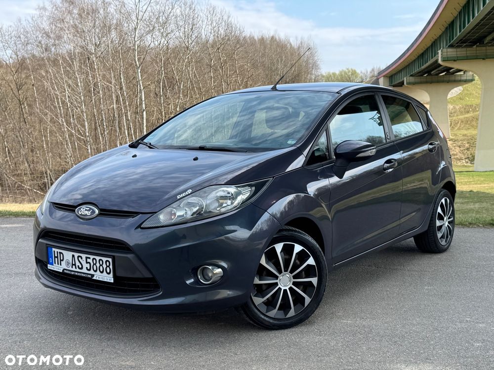 Ford Fiesta - 2