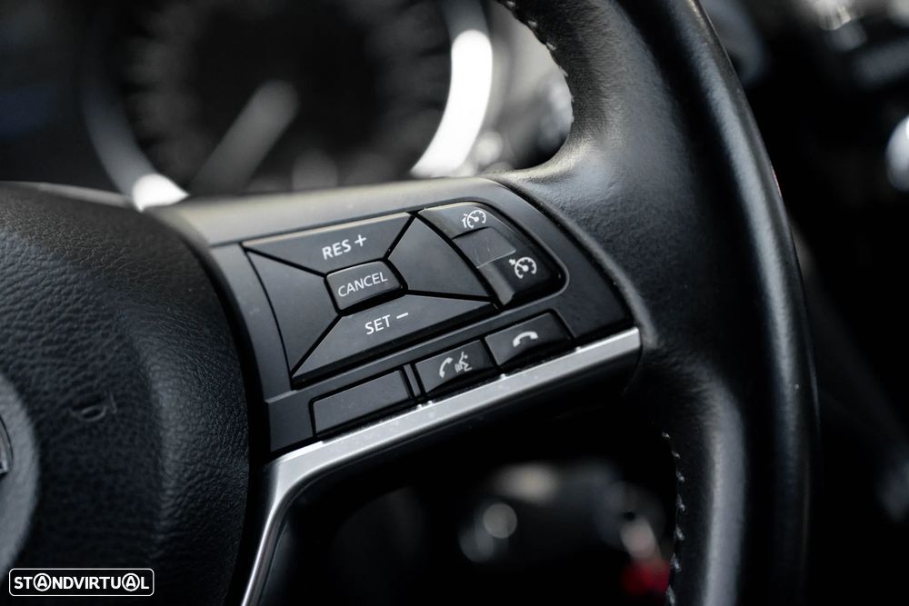 Nissan Qashqai 1.5 dCi N-Connecta Business - 18