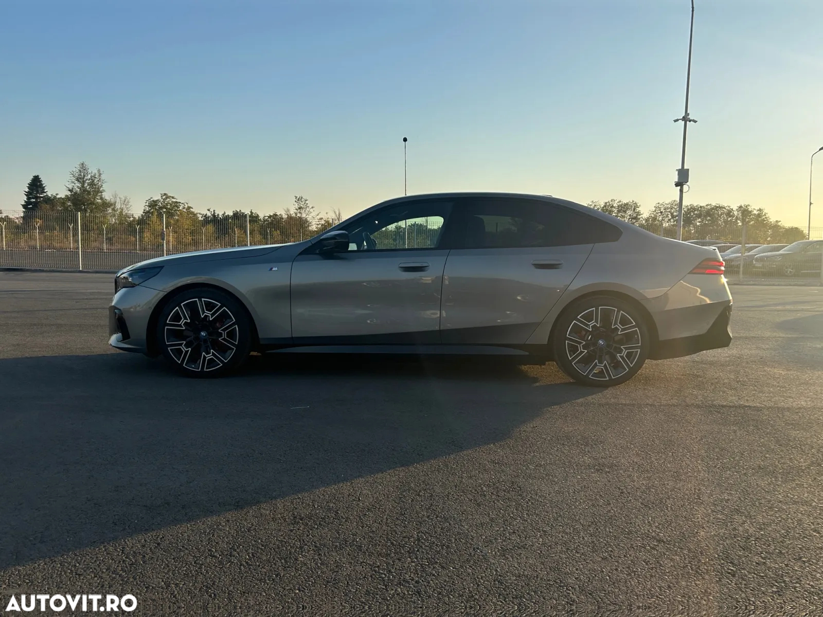 BMW i5 M60 xDrive - 5