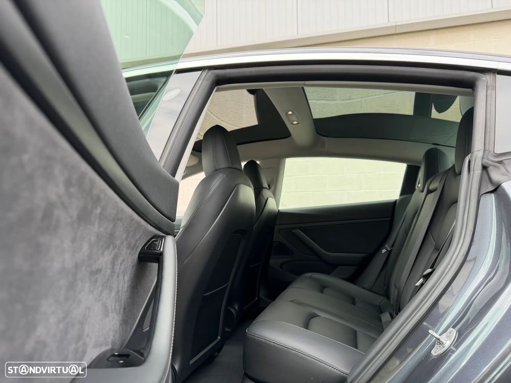 Tesla Model 3 Standard Range Plus RWD - 9