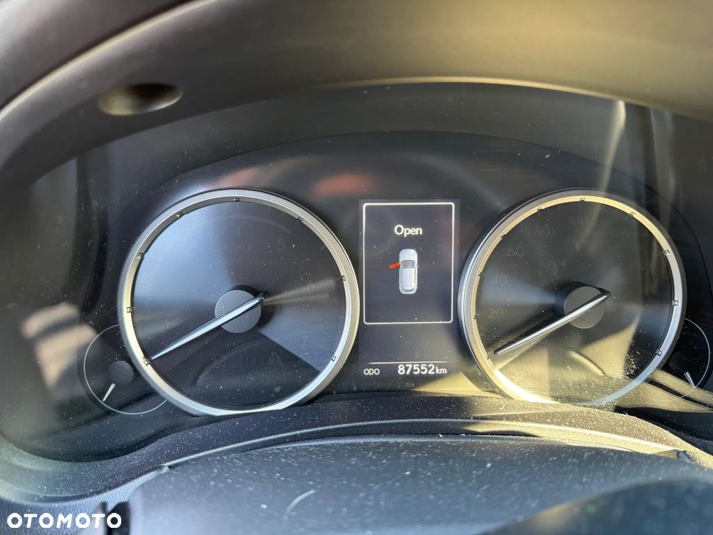 Lexus NX 300h Comfort AWD - 6