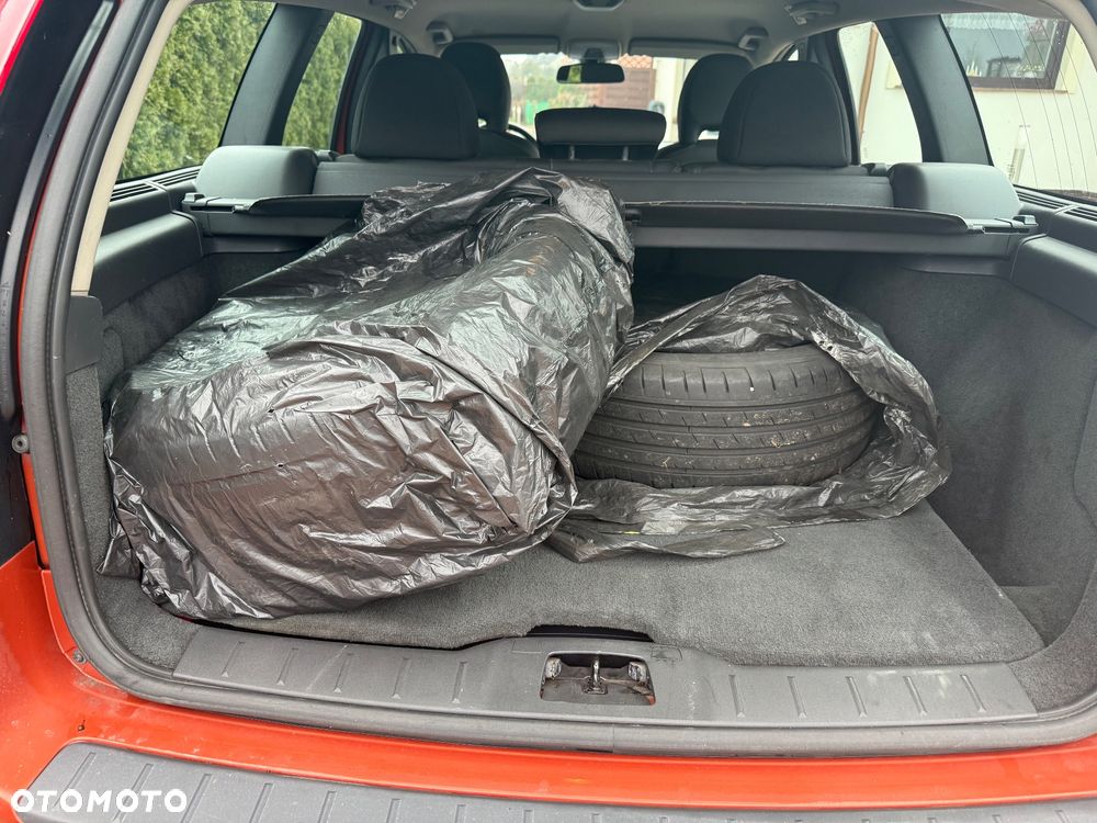 Volvo V50 D3 Momentum - 9