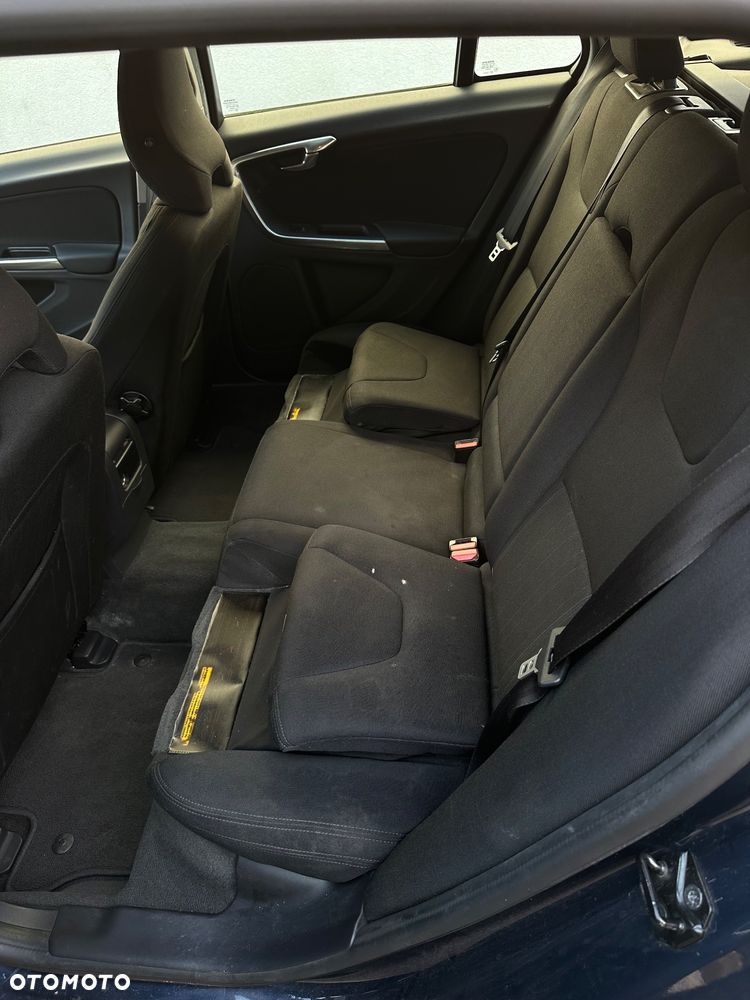 Volvo V60 DRIVe Kinetic - 23