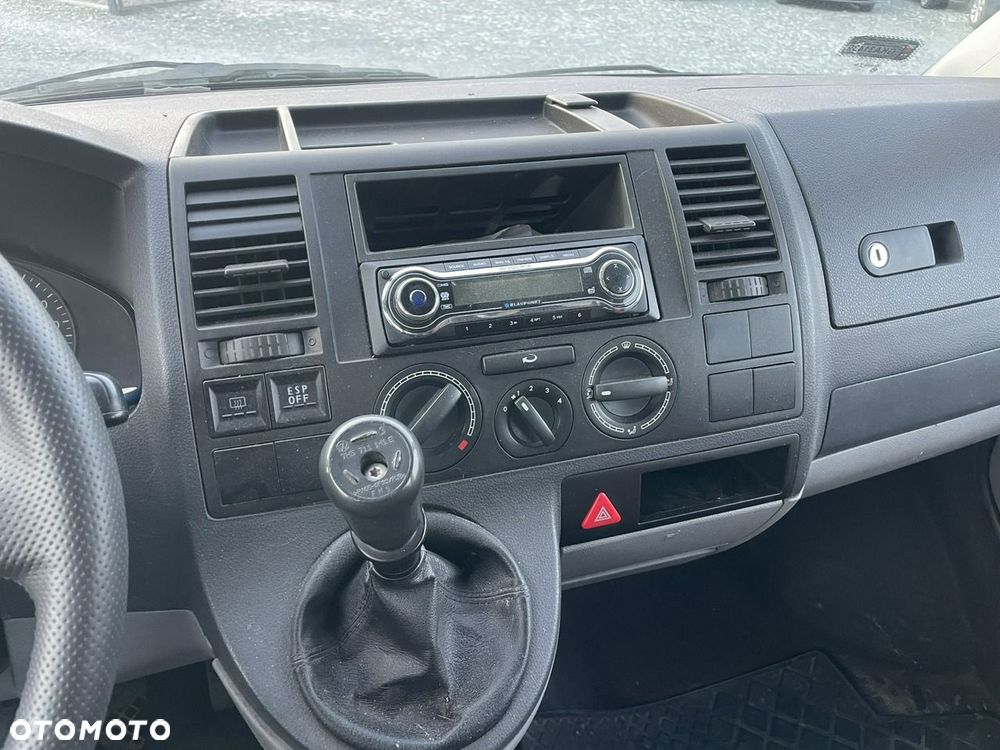 Volkswagen Transporter - 7