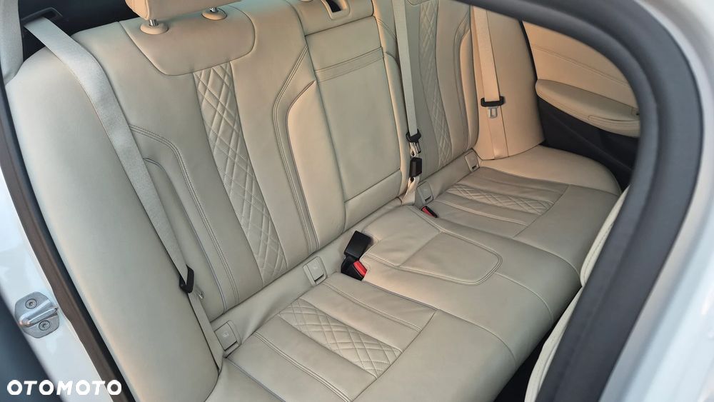 BMW Seria 5 520d Luxury Line - 21