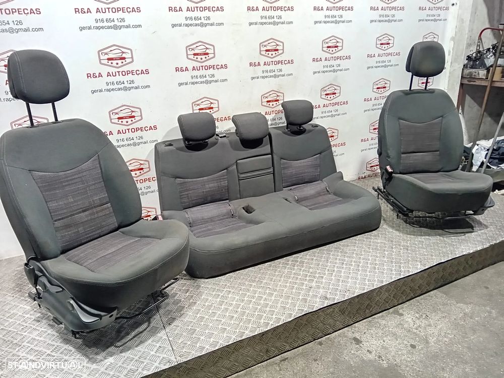 Conjunto de Bancos Renault Laguna II em Tecido Original - 2