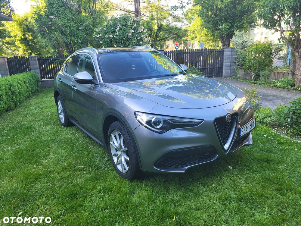 Alfa Romeo Stelvio 2.0 Turbo 16V AT8-Q4 Ti - 5