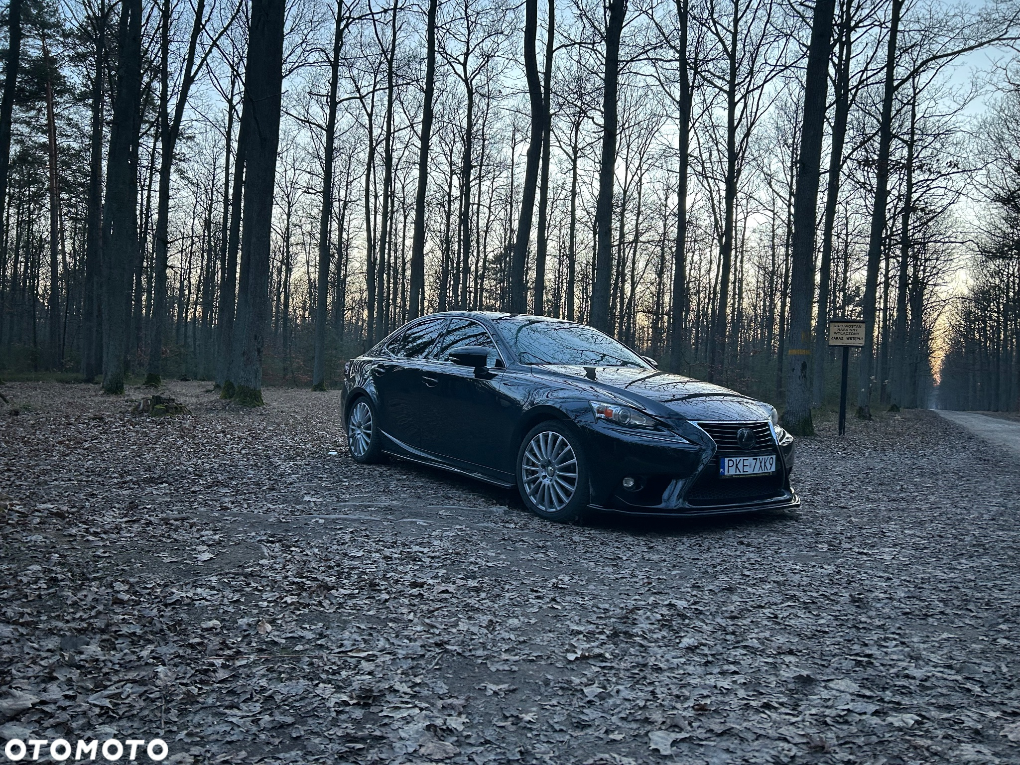Lexus IS 200t / 300 Black - 6