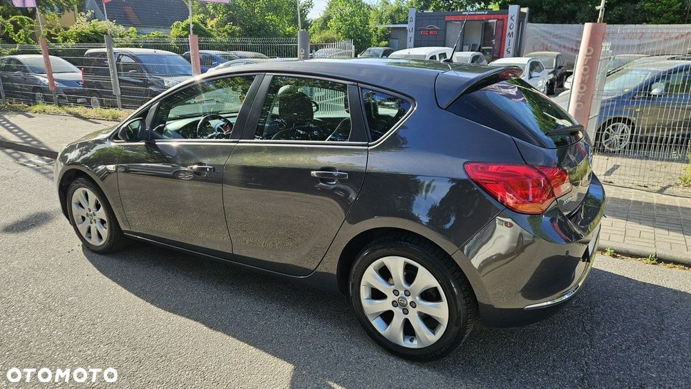 Opel Astra 1.6 Color Edition - 15